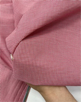 Рубашечная ткань красная клетка 1мм 10714